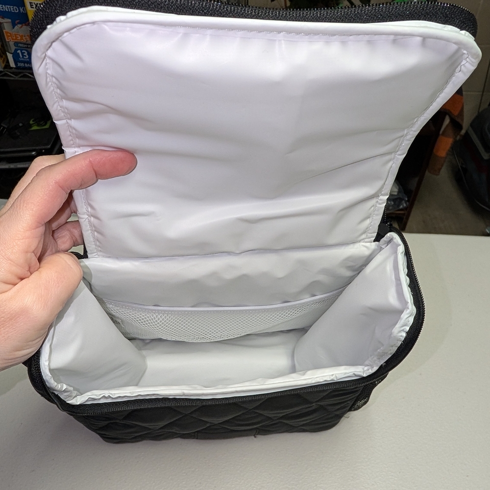 Vera Bradley Black Quilted Lunch Bag - Picture 3 of 7